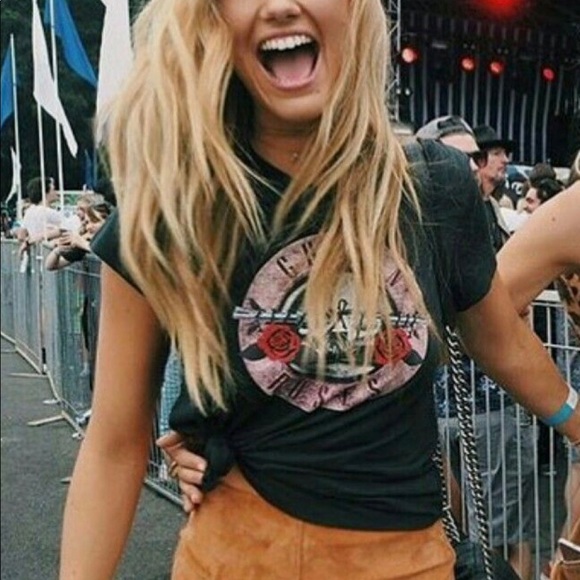 (3) Mystery Graphic Tees • band athletic vintage - Picture 6 of 8